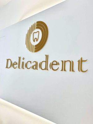 delicadent_logo
